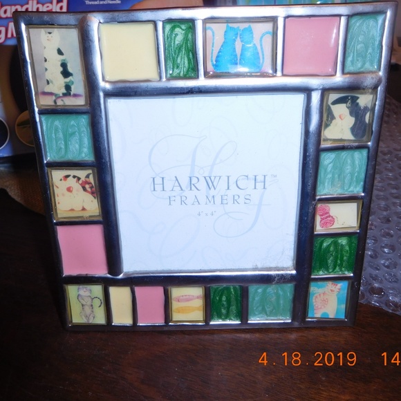 Cat Frame - Picture 3 of 3